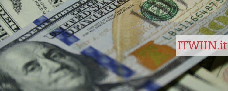 100 US dollar banknote